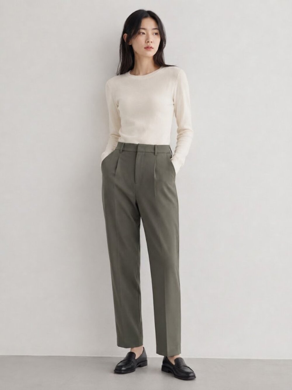 Uniqlo AirSense Pleated Pants